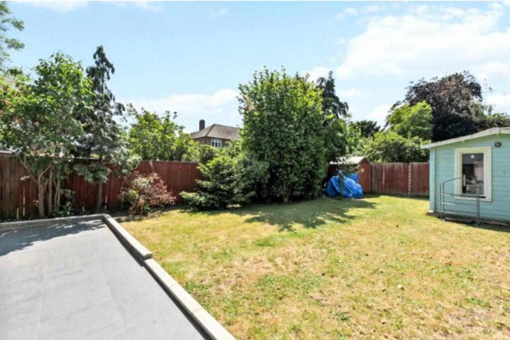 Large Family Home Near Richmond Park New Malden Bagian luar foto